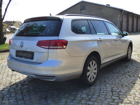 VW Passat Variant — Bild 4